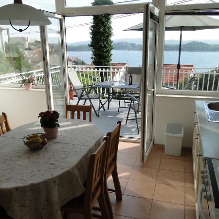 Appartement Apartman Hana à Šibenik Extérieur photo