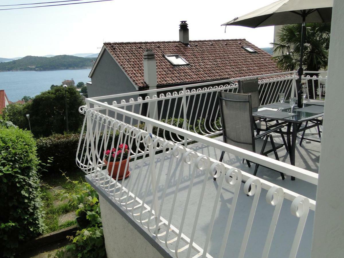 Appartement Apartman Hana à Šibenik Extérieur photo