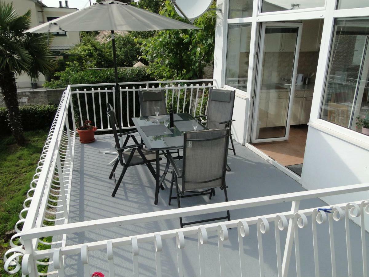 Appartement Apartman Hana à Šibenik Extérieur photo