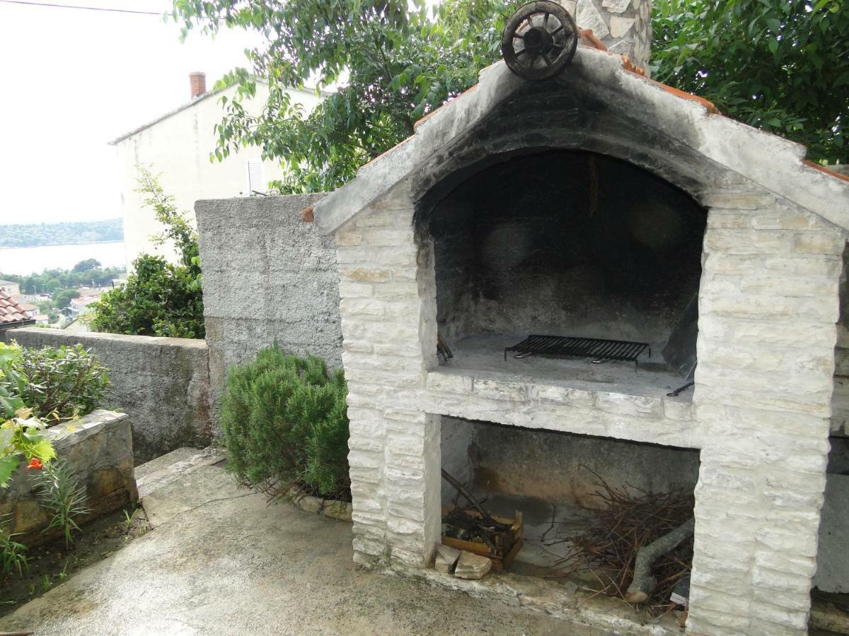 Appartement Apartman Hana à Šibenik Extérieur photo